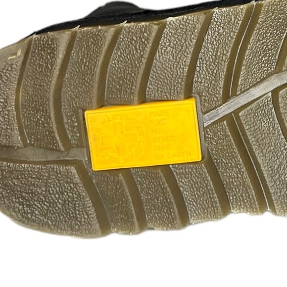 Dr Martens Mens Boots - Picture 4 of 4